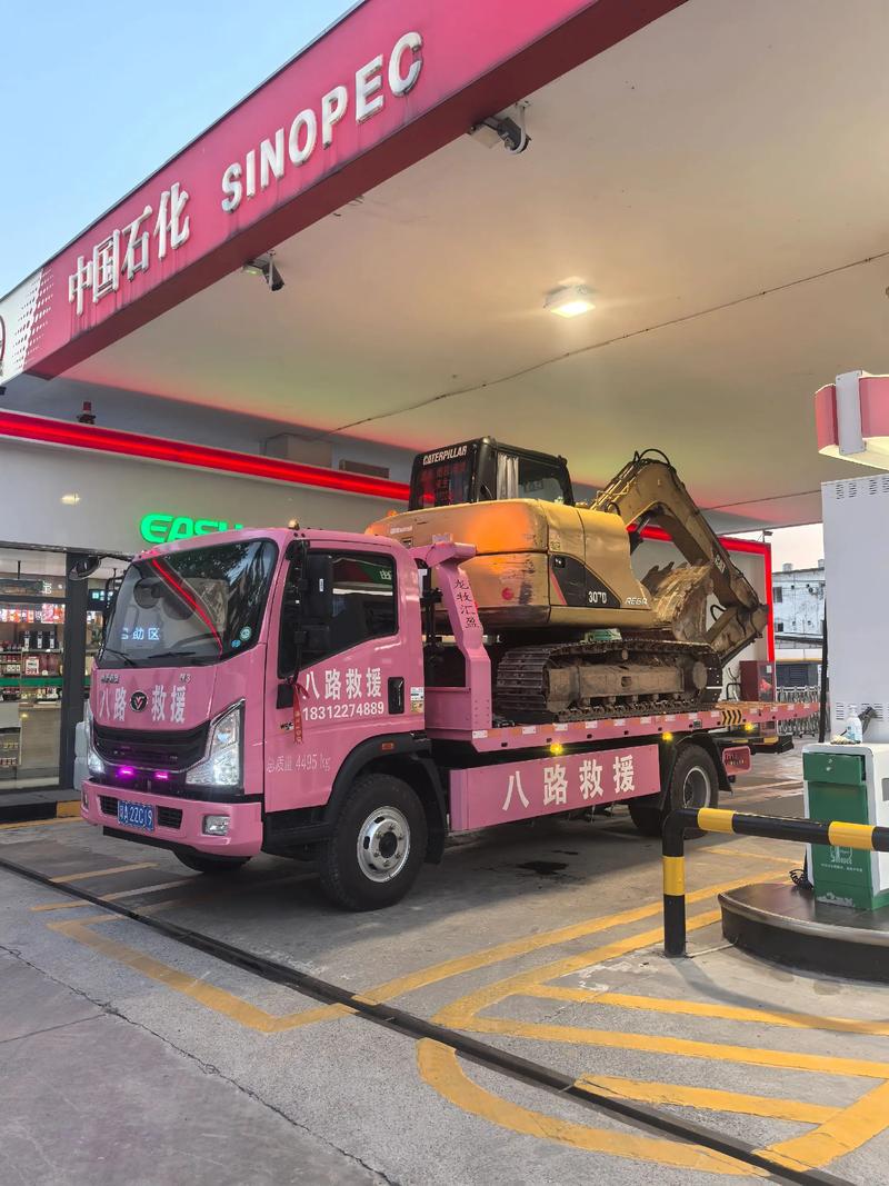 18号技师 工程机械设备租赁与道路救援拖车领域的全能专家